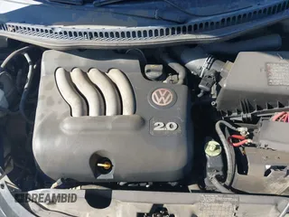 2005 Volkswagen Beetle GLS with VIN 3VWCM31Y65M356204, listed as a IAAI auction lot 42458405 with 32,914 mi miles and . Bid and sale history available at DreamBid. Image 10.