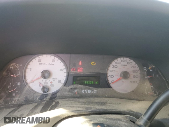 2005 Ford F-350 XL с VIN 1FTWW32P55EA54456, выставлен на аукционе Copart как лот 84890534 с пробегом 128 220 миль миль и Списание • Salvage title. История ставок и продаж доступна на DreamBid. Изображение 9.