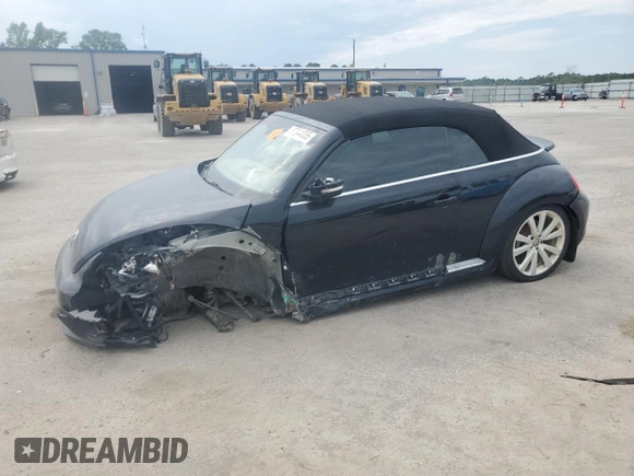 2014 Volkswagen Beetle 1.8T w/Premium z VIN 3VW517AT6EM816698, wystawiony jako Copart lot #57344055 z przebiegiem 52 782 mil mil oraz Szkoda całkowita • Salvage title. Historia ofert i sprzedaży dostępna na DreamBid. Obrazek 1.