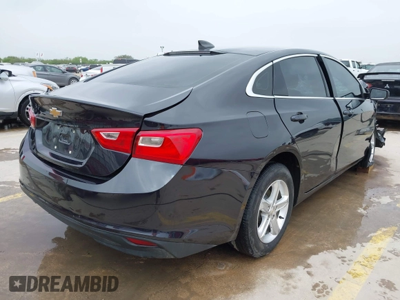 2022 Chevrolet Malibu LS with VIN 1G1ZB5ST4NF205453, listed as a IAAI auction lot 41925063 with 33,584 mi miles and . Bid and sale history available at DreamBid. Image 4.