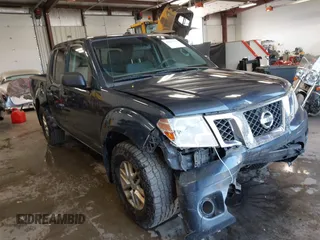2015 Nissan Frontier Pro-4X with VIN 1N6AD0EV6FN735426, listed as a IAAI auction lot 42596253 with 183,493 mi miles and . Bid and sale history available at DreamBid. Image 1.