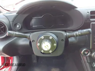 2022 Toyota 86 с VIN JF1ZNBB15N9755311, выставлен на аукционе IAAI как лот 42340450 с пробегом 29 391 миль миль и . История ставок и продаж доступна на DreamBid. Изображение 18.