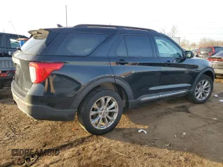 2023 Ford Explorer XLT with VIN 1FMSK8DH2PGA15288, listed as a Copart auction lot 48881495 with 29,235 mi miles and Clean Title. Bid and sale history available at carsss.com. Image 3.