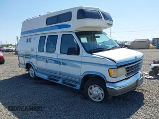 1996 Ford Econoline Cargo z VIN 1FDHS24H9THA55752, wystawiony jako IAAI lot #42052800 z przebiegiem 117 680 mil mil oraz . Historia ofert i sprzedaży dostępna na DreamBid. Obrazek 1.