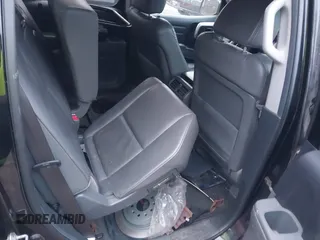 2007 Honda Ridgeline RTL z VIN 2HJYK16527H510681, wystawiony jako IAAI lot #40920924 z przebiegiem Nie podano mil oraz . Historia ofert i sprzedaży dostępna na DreamBid. Obrazek 8.