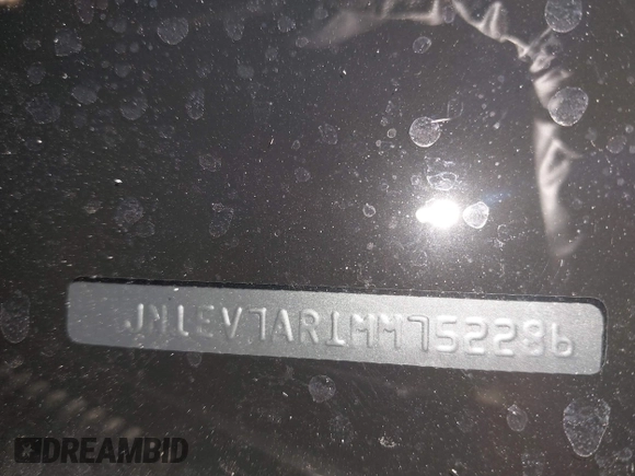 2021 Infiniti Q50 Pure z VIN JN1EV7AR1MM752286, wystawiony jako IAAI lot #40897683 z przebiegiem 44 707 mil mil oraz . Historia ofert i sprzedaży dostępna na DreamBid. Obrazek 17.