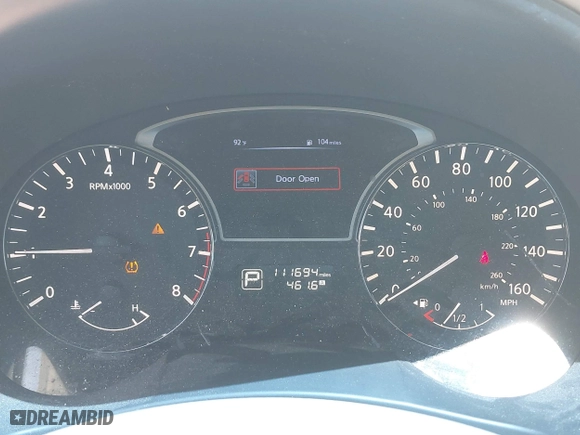 2015 Nissan Altima 2.5 S with VIN 1N4AL3AP6FC129575, listed as a IAAI auction lot 42004824 with 111,694 mi miles. Bid and sale history available at carsss.com. Image 7.