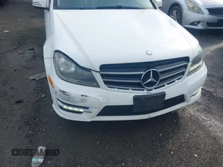 2014 Mercedes-Benz C 250 Sport with VIN WDDGF4HB9EA919237, listed as a IAAI auction lot 39876154 with 110,766 mi miles and . Bid and sale history available at carsss.com. Image 12.