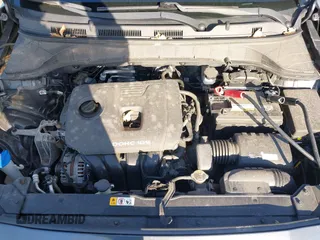 2019 Hyundai Kona SEL with VIN KM8K2CAAXKU318906, listed as a IAAI auction lot 41992237 with 101,964 mi miles. Bid and sale history available at carsss.com. Image 10.