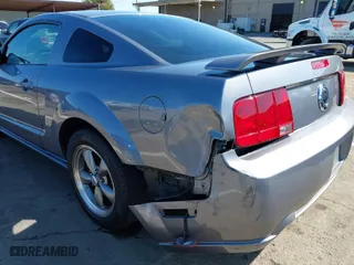 2006 Ford Mustang GT Deluxe with VIN 1ZVHT82H465246649, listed as a IAAI auction lot 41775304 with 191,289 mi miles. Bid and sale history available at carsss.com. Image 6.