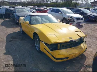 1993 Chevrolet Corvette с VIN 1G1YY33P3P5105871, выставлен на аукционе IAAI как лот 42436099 с пробегом 104 923 миль миль и . История ставок и продаж доступна на DreamBid. Изображение 1.