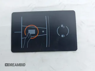 2023 Tesla Model Y Long Range z VIN 7SAYGDEE2PF885116, wystawiony jako IAAI lot #40091902 z przebiegiem 11 779 mil mil oraz . Historia ofert i sprzedaży dostępna na DreamBid. Obrazek 11.