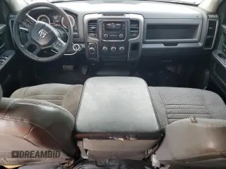 2020 Ram 1500 Tradesman z VIN 1C6RR6FG5LS149637, wystawiony jako Copart lot #55335625 z przebiegiem 79 445 mil mil oraz Szkoda całkowita • Salvage title. Historia ofert i sprzedaży dostępna na DreamBid. Obrazek 8.