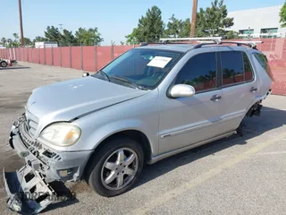 2004 Mercedes-Benz M 350 with VIN 4JGAB57E84A501744, listed as a IAAI auction lot 42271880 with 183,498 mi miles and . Bid and sale history available at DreamBid. Image 16.