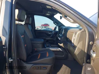 2022 GMC Sierra 1500 Limited AT4 with VIN 1GTP9EEL7NZ175174, listed as a IAAI auction lot 40844306 with 17,893 mi miles. Bid and sale history available at carsss.com. Image 5.