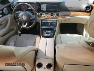 2017 Mercedes-Benz E 300 Luxury с VIN WDDZF4JBXHA069223, выставлен на аукционе Copart как лот 61022115 с пробегом 160 588 миль миль и Чистый • Clean title. История ставок и продаж доступна на DreamBid. Изображение 8.