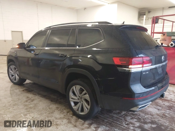 2022 Volkswagen Atlas 3.6L V6 SE w/Technology with VIN 1V2HR2CA3NC545414, listed as a IAAI auction lot 41088885 with 44,658 mi miles. Bid and sale history available at carsss.com. Image 13.