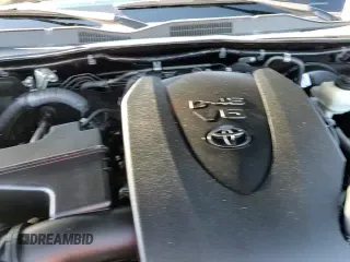 2018 Toyota Tacoma SR5 with VIN 3TMAZ5CN4JM055676, listed as a Copart auction lot 82162535 with 132,467 mi miles and Clean title. Bid and sale history available at DreamBid. Image 14.