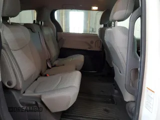 2021 Toyota Sienna LE z VIN 5TDKSKFC7MS023634, wystawiony jako Copart lot #61914675 z przebiegiem 87 980 mil mil oraz Szkoda całkowita • Salvage title. Historia ofert i sprzedaży dostępna na DreamBid. Obrazek 11.