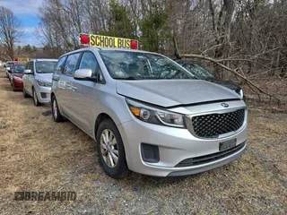 2017 Kia Sedona L with VIN KNDMA5C16H6284100, listed as a Copart auction lot 50885025 with 187,712 mi miles and Clean Title. Bid and sale history available at carsss.com. Image 1.