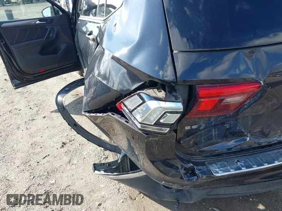 2022 Volkswagen Tiguan SE with VIN 3VV3B7AX8NM163352, listed as a IAAI auction lot 40946586 with 27,847 mi miles and . Bid and sale history available at DreamBid. Image 20.