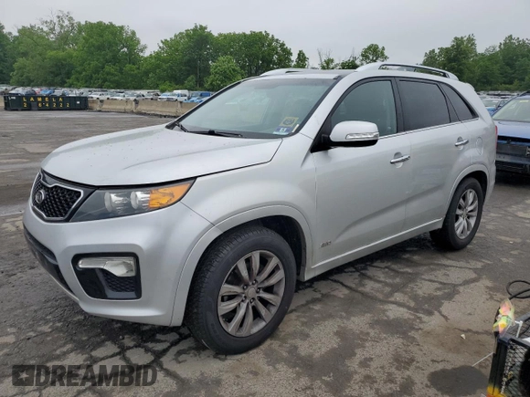 2013 Kia Sorento SX with VIN 5XYKWDA27DG364852, listed as a Copart auction lot 60194635 with 146,829 mi miles and Salvage title. Bid and sale history available at DreamBid. Image 1.