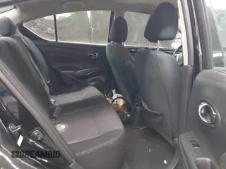2019 Nissan Versa SV z VIN 3N1CN7APXKL808206, wystawiony jako IAAI lot #41828460 z przebiegiem 95 918 mil mil oraz . Historia ofert i sprzedaży dostępna na DreamBid. Obrazek 8.