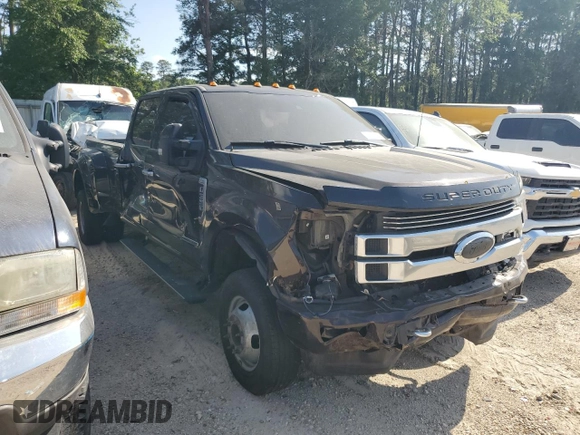 2018 Ford F-350 XL with VIN 1FT8W3DT1JEB36214, listed as a Copart auction lot 53681475 with Not Provided miles and Salvage Title. Bid and sale history available at DreamBid. Image 4.