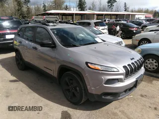 2017 Jeep Cherokee Altitude z VIN 1C4PJLAB6HW508950, wystawiony jako IAAI lot #36452848 z przebiegiem 101 860 mil mil oraz . Historia ofert i sprzedaży dostępna na DreamBid. Obrazek 1.