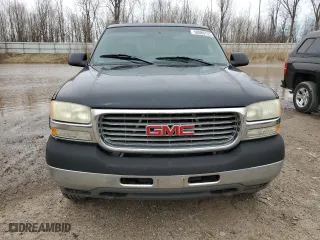 2002 GMC Sierra 2500HD SLE with VIN 1GTHK23U62F243433, listed as a Copart auction lot 50989755 with 206,989 mi miles and Clean Title. Bid and sale history available at carsss.com. Image 5.