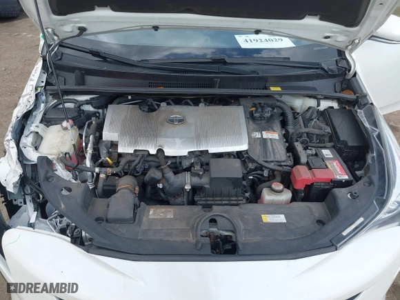 2016 Toyota Prius Two with VIN JTDKBRFU6G3003883, listed as a IAAI auction lot 41924029 with 127,098 mi miles. Bid and sale history available at carsss.com. Image 10.