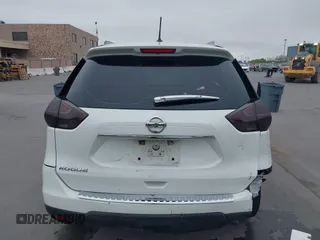 2016 Nissan Rogue SL with VIN 5N1AT2MT4GC784277, listed as a IAAI auction lot 42174881 with 117,566 mi miles. Bid and sale history available at carsss.com. Image 16.