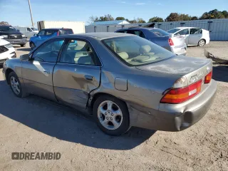 1997 Lexus ES 300 Luxury Sport Sdn with VIN JT8BF22GXV0055087, listed as a Copart auction lot 83823814 with 208,967 mi miles and Salvage Title. Bid and sale history available at carsss.com. Image 2.