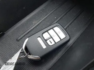 2019 Honda Insight Touring z VIN 19XZE4F93KE020162, wystawiony jako IAAI lot #42366605 z przebiegiem 120 256 mil mil oraz . Historia ofert i sprzedaży dostępna na DreamBid. Obrazek 11.