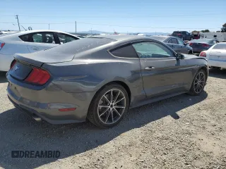 2018 Ford Mustang EcoBoost z VIN 1FA6P8TH3J5129320, wystawiony jako Copart lot #57812415 z przebiegiem 52 841 mil mil oraz Szkoda całkowita • Salvage title. Historia ofert i sprzedaży dostępna na DreamBid. Obrazek 3.