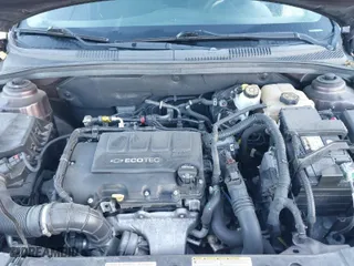 2015 Chevrolet Cruze LT with VIN 1G1PC5SB6F7119441, listed as a IAAI auction lot 40603131 with 91,522 mi miles. Bid and sale history available at carsss.com. Image 10.