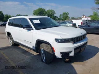 2023 Jeep Grand Cherokee Limited z VIN 1C4RJKBG8P8858824, wystawiony jako IAAI lot #42254298 z przebiegiem 42 497 mil mil oraz . Historia ofert i sprzedaży dostępna na DreamBid. Obrazek 1.