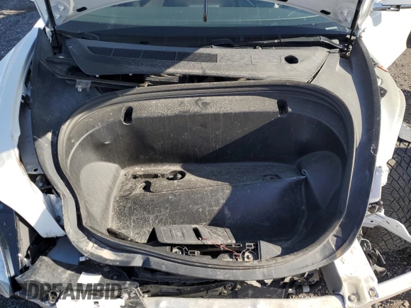 2020 Tesla Model 3 Standard Range Plus z VIN 5YJ3E1EA9LF718478, wystawiony jako Copart lot #52707145 z przebiegiem 111 068 mil mil oraz Szkoda całkowita • Salvage title. Historia ofert i sprzedaży dostępna na DreamBid. Obrazek 11.