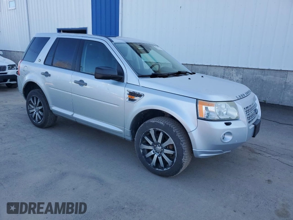 2008 Land Rover LR2 HSE with VIN SALFR24N28H063687, listed as a Copart auction lot 55380235 with 270,988 mi miles and Clean title. Bid and sale history available at DreamBid. Image 4.