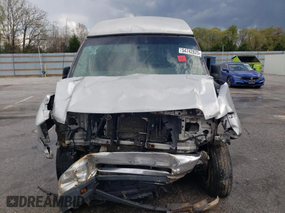 2012 Ford Econoline Passenger XL z VIN 1FBSS3BLXCDA45041, wystawiony jako Copart lot #54742825 z przebiegiem Nie podano mil oraz Szkoda całkowita • Salvage title. Historia ofert i sprzedaży dostępna na DreamBid. Obrazek 5.