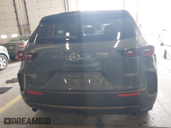 2024 Mazda CX-50 S Premium Plus z VIN 7MMVABEM7RN194987, wystawiony jako IAAI lot #42267229 z przebiegiem 10 039 mil mil oraz . Historia ofert i sprzedaży dostępna na DreamBid. Obrazek 16.