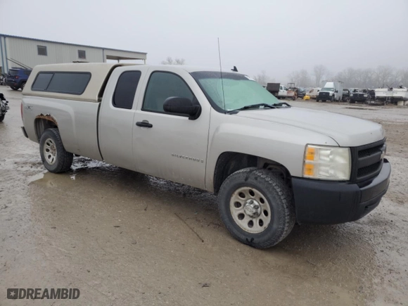 2007 Chevrolet Silverado 1500 LTZ with VIN 1GCEK19097E599521, listed as a Copart auction lot 85982734 with 261,383 mi miles and Salvage Title. Bid and sale history available at carsss.com. Image 4.
