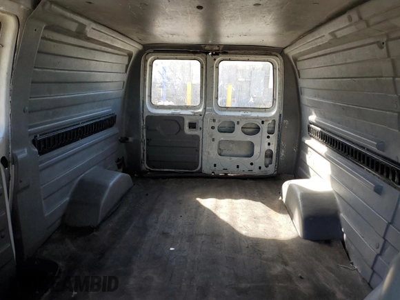 2004 Ford Econoline Cargo with VIN 1FTRE14W54HA59713, listed as a Copart auction lot 80306004 with 261,191 mi miles and Salvage Title. Bid and sale history available at carsss.com. Image 10.