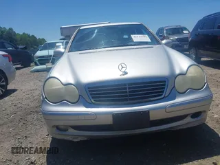 2004 Mercedes-Benz C 230 Kompressor with VIN WDBRF40J84F511575, listed as a IAAI auction lot 42133799 with 120,633 mi miles and . Bid and sale history available at DreamBid. Image 12.