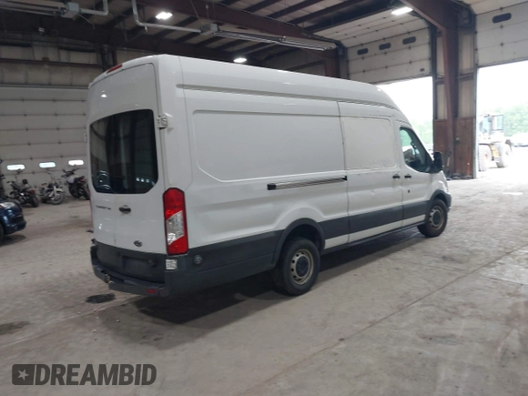 2015 Ford Transit z VIN 1FTSW3XMXFKB06129, wystawiony jako IAAI lot #42284690 z przebiegiem 198 236 mil mil oraz . Historia ofert i sprzedaży dostępna na DreamBid. Obrazek 4.