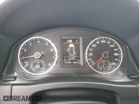 2013 Volkswagen Tiguan S with VIN WVGJV3AX2DW617899, listed as a Copart auction lot 45664075 with 172,380 mi miles and Clean title. Bid and sale history available at DreamBid. Image 9.
