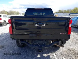 2021 Chevrolet Silverado 1500 RST with VIN 3GCUYEED0MG305146, listed as a Copart auction lot 75649424 with 101,471 mi miles and Salvage Title. Bid and sale history available at carsss.com. Image 6.