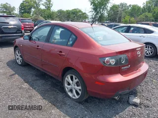 2008 Mazda 3 i Touring Value z VIN JM1BK32G081185297, wystawiony jako IAAI lot #42455397 z przebiegiem 173 093 mil mil oraz . Historia ofert i sprzedaży dostępna na DreamBid. Obrazek 3.