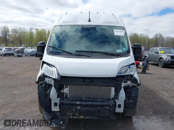 2025 Ram ProMaster Cargo Tradesman with VIN 3C6MRVJG3SE504821, listed as a IAAI auction lot 42150693 with 10,828 mi miles and . Bid and sale history available at DreamBid. Image 13.