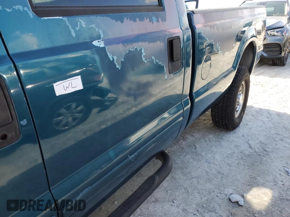 2001 Ford F-350 XL with VIN 3FTSW31F21MA55009, listed as a Copart auction lot 78132974 with 499,771 mi miles and Non Repairable. Bid and sale history available at DreamBid. Image 12.